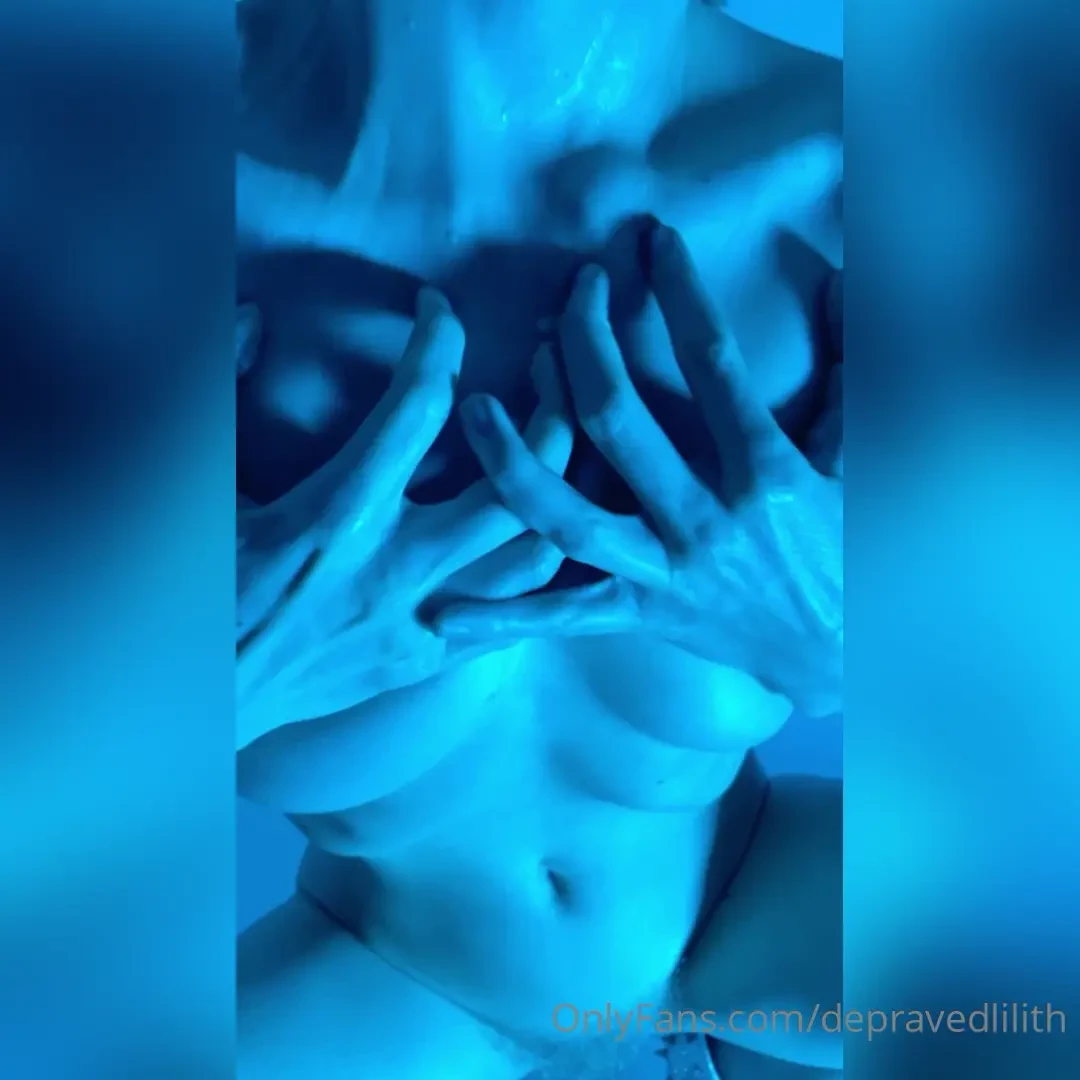 Tint me in blue and put your hands around my throat 