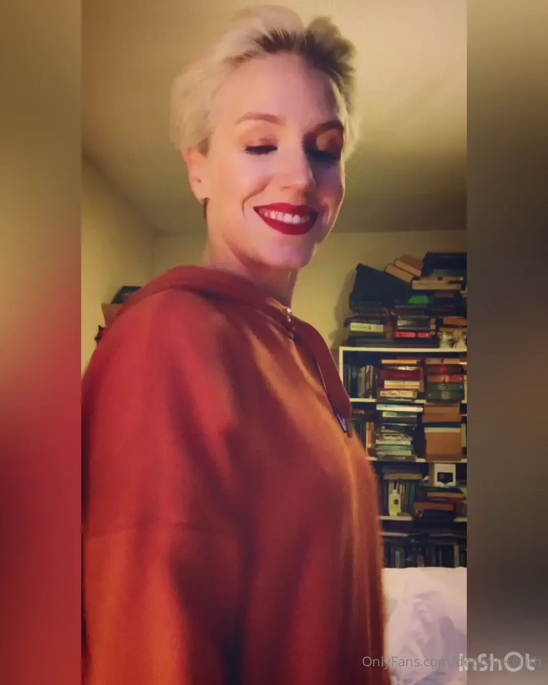 Who loves her red lipstick i do i think i ll use more red lipstick in 