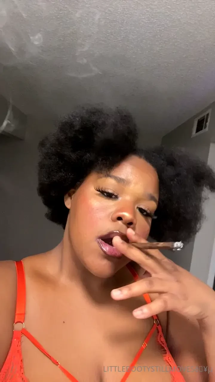 Cum smoke one with me 