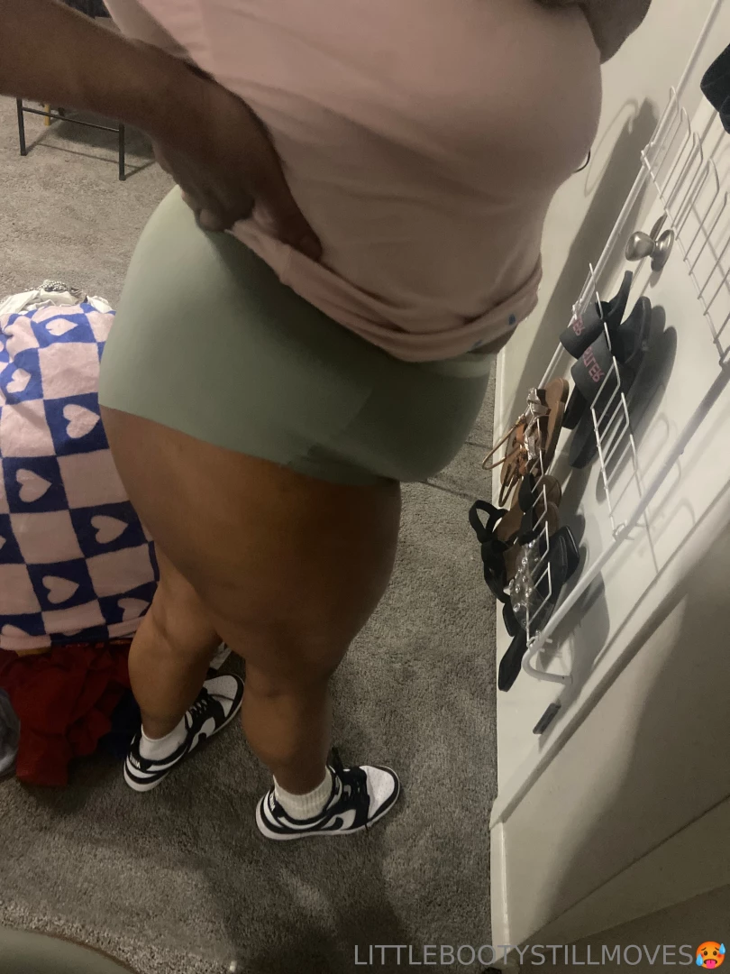 I got some new dunks for my bday from my fav sluts part 1 