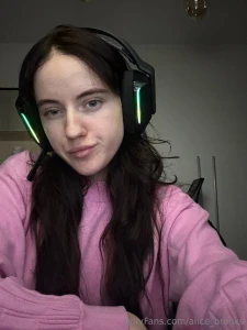 Just a girl with a heart full of dreams and a mind full of mischief