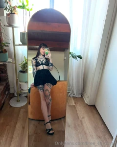 I wanna go on a date dressed like this