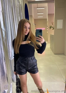 Mood is like an invisible thread that connects us to each day