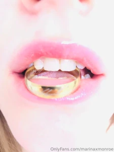You might not be able to walk into mordor but you can cum in my mouth part 1