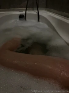 How do my legs look i like when they are wet and soapy
