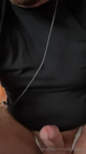 Here s a 5 min video of me jerking my big dick with a dildo in my ass