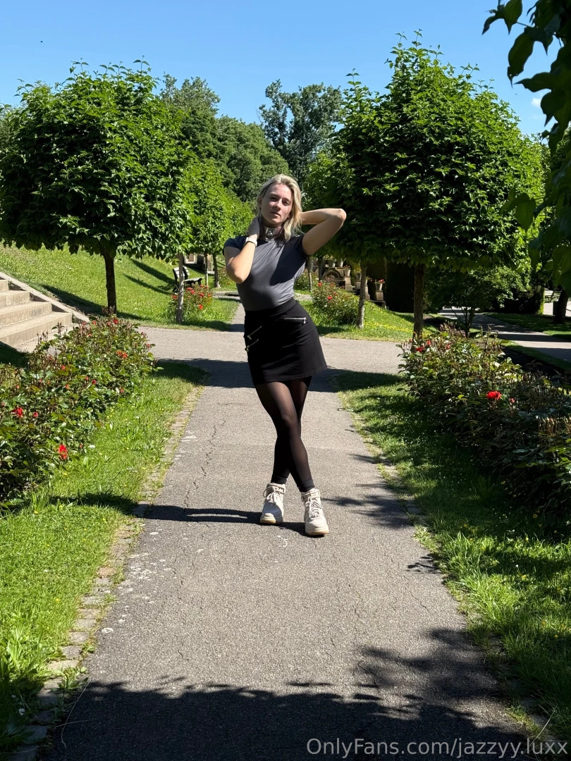 D rfen es auch mal etwas normalere klamotten sein halsband fehlt nat part 3 