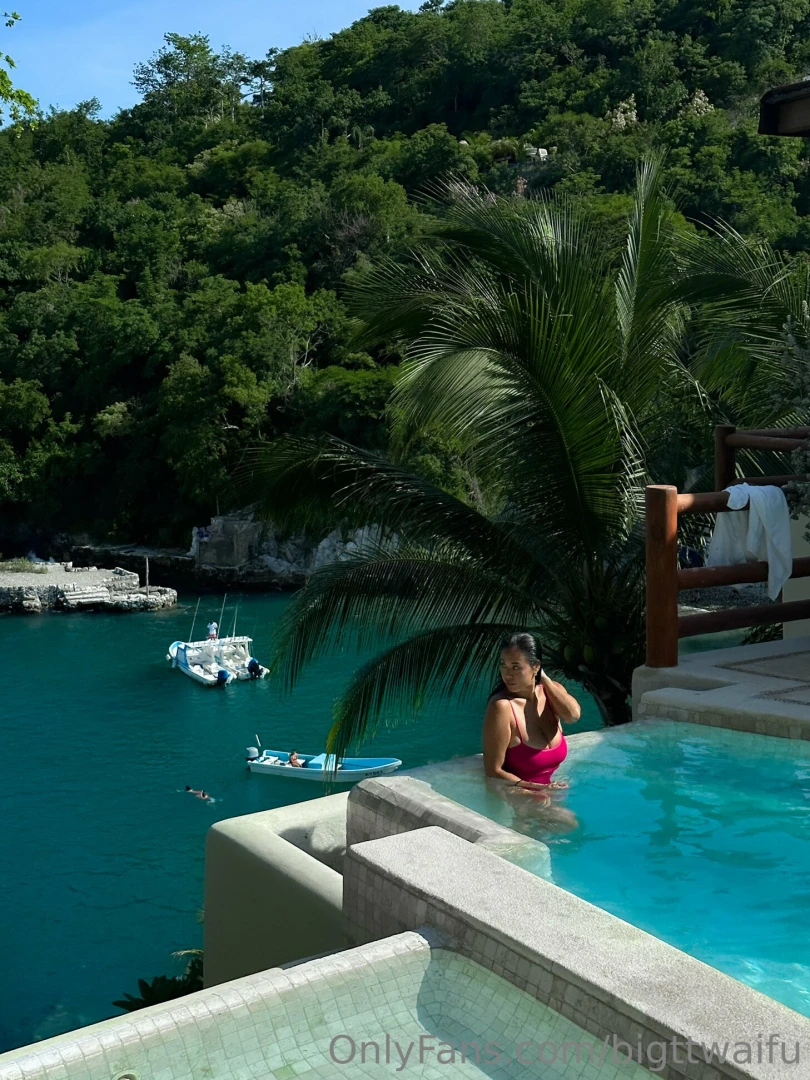 I freakin love summer szn 