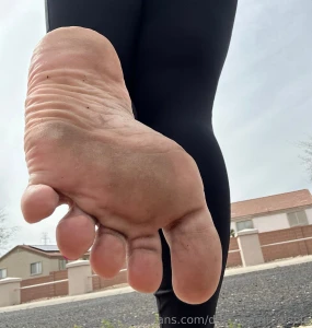 Dirty feet lovers part 1