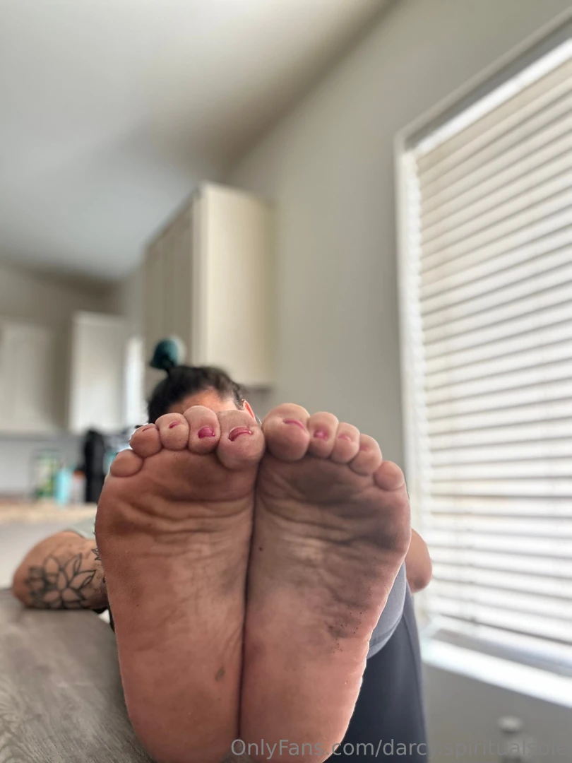 Dirty feet lovers part 4 