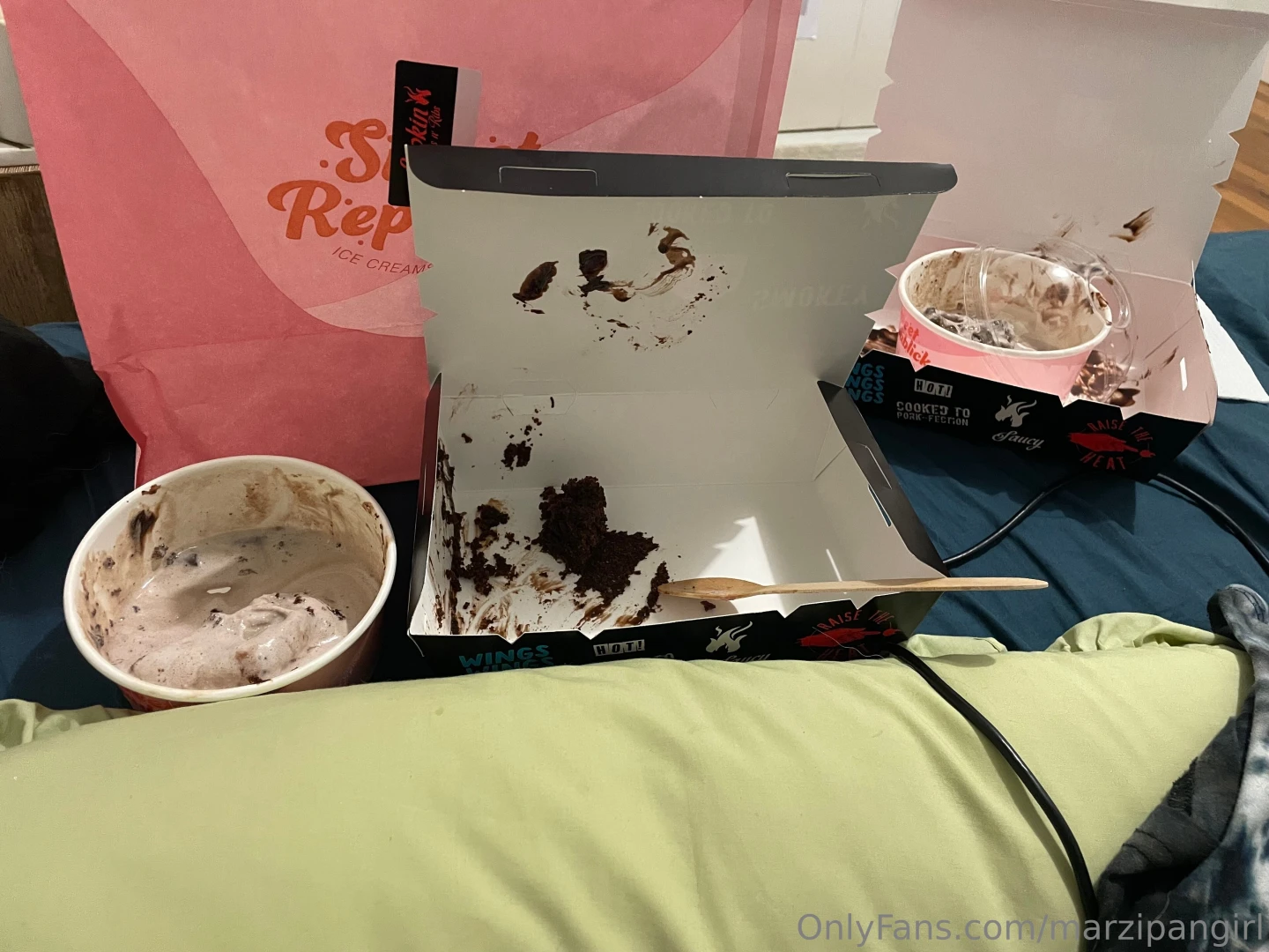 When the snacks are lit scroll for the belly part 1 