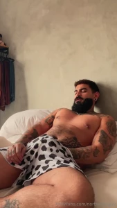 Every time i wake up in the morning i open the window and jerk off