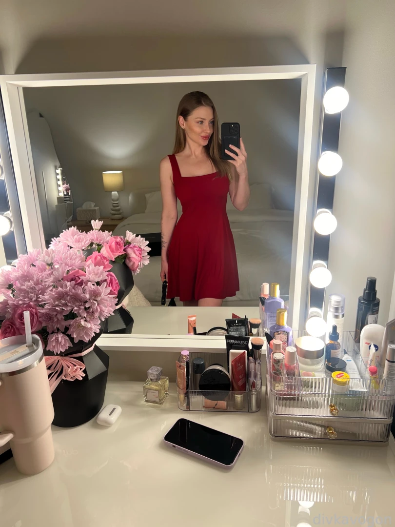 Howdy kinky friends amp followers please participate in the poll 