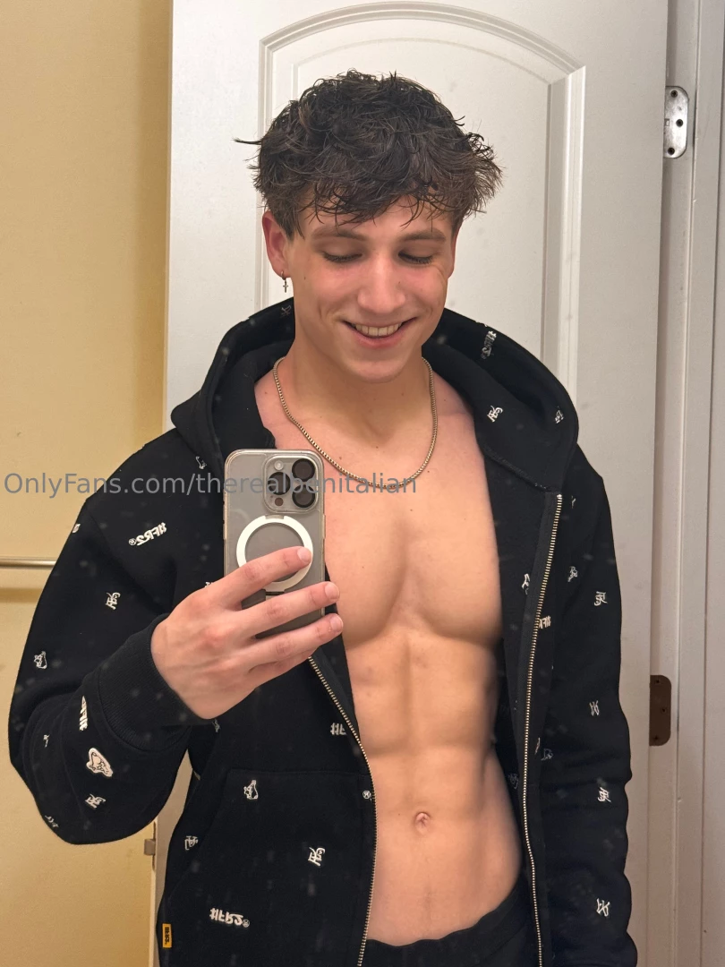 Tgif going to be posting some more sensual content here soon for those 