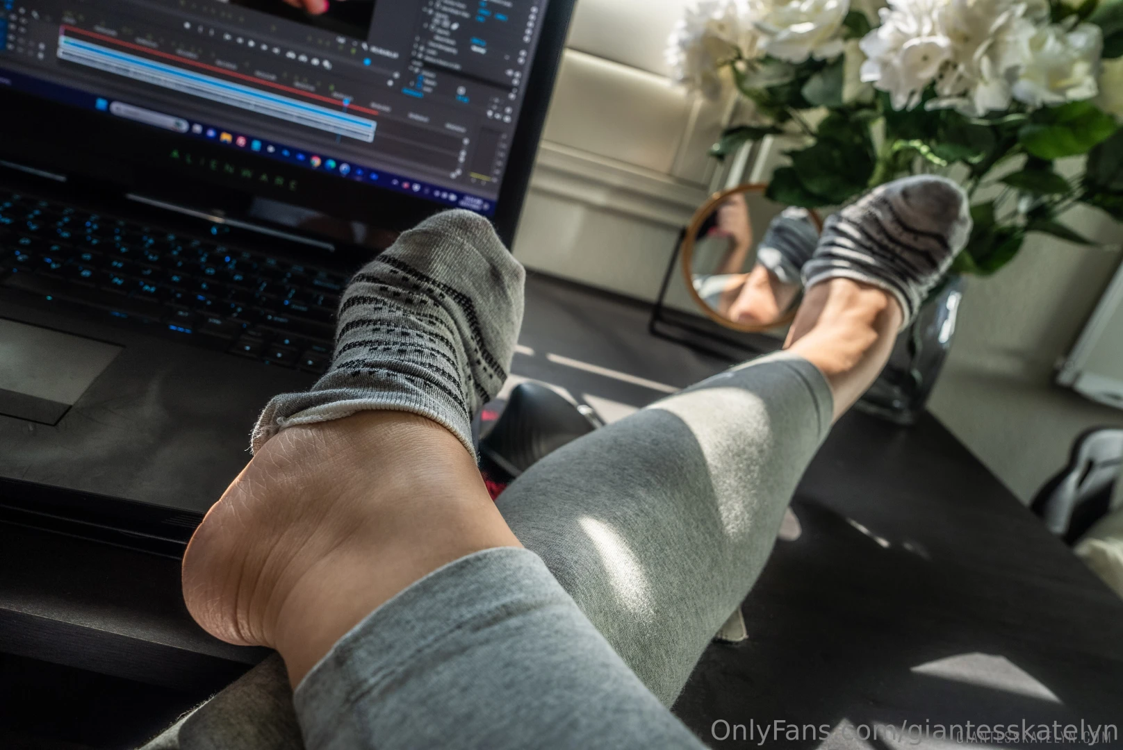 Foot fetish friday dropping in hot which photo is your fav i know it part 7 