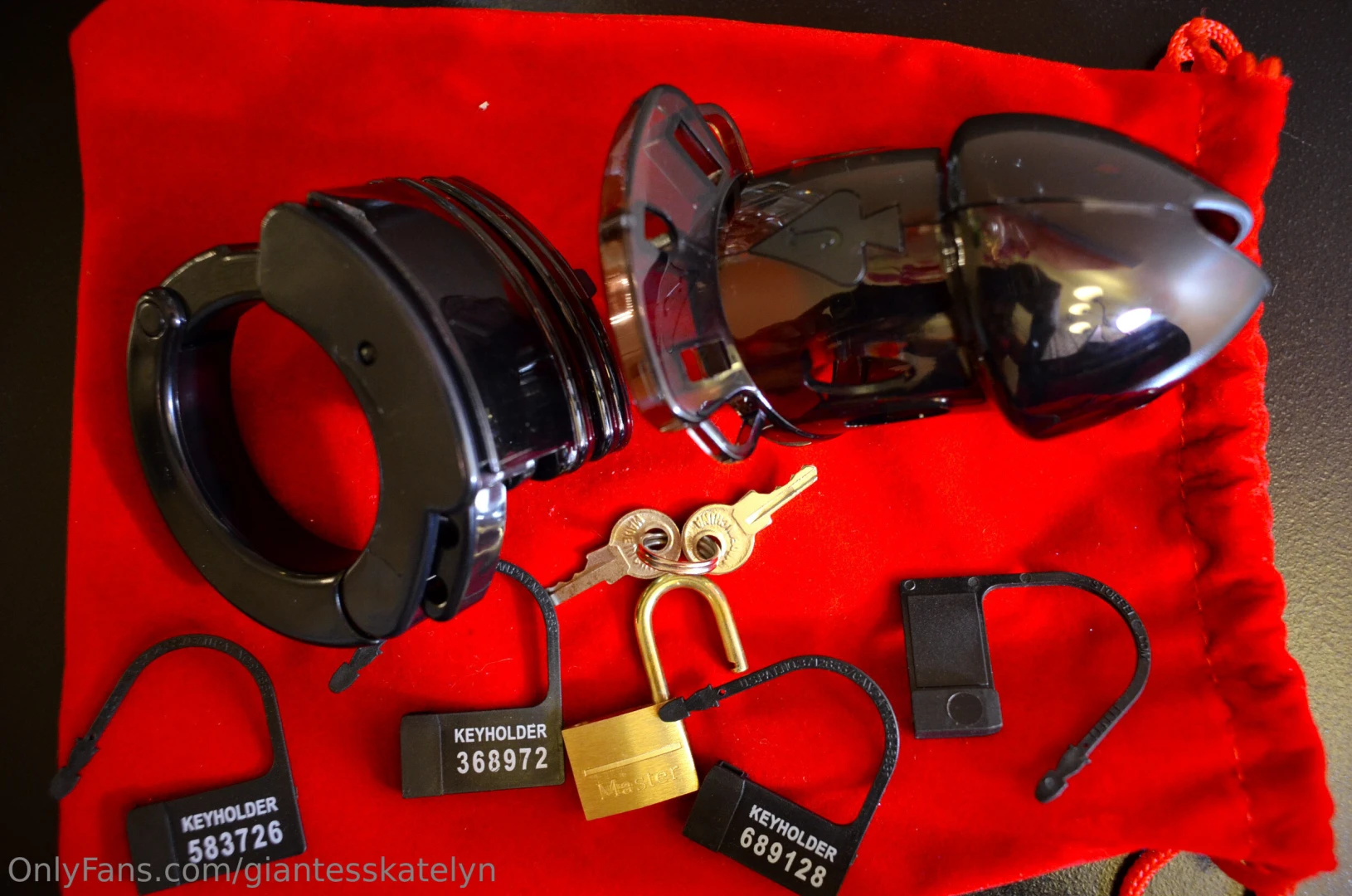 Throwback thursday i ve held chastity keys for a number of fans and part 5 