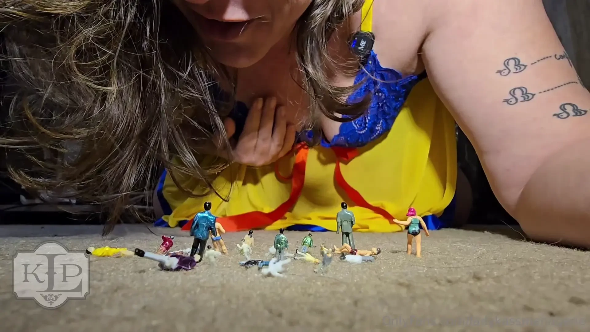 22 25 mins i felt like having an audience while i pleasured myself as 