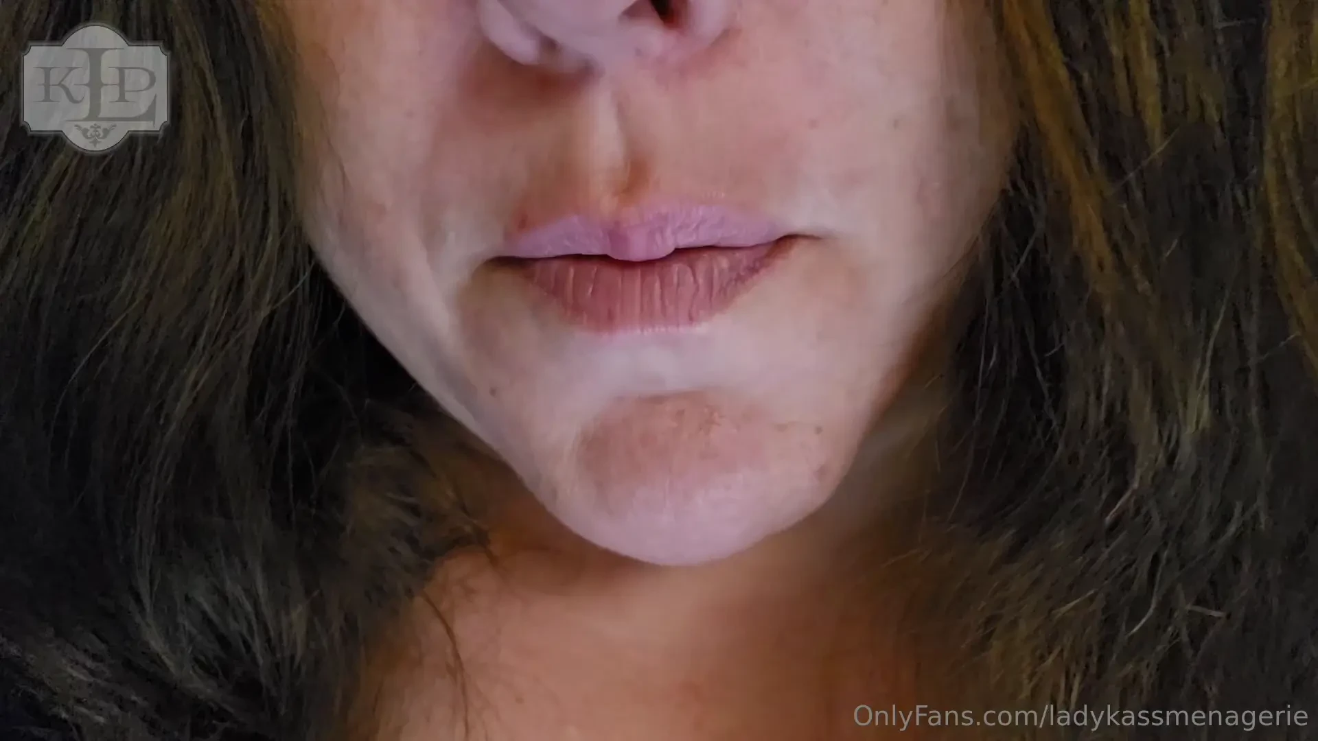 9 mins in honor of it being ass worship month elsewhere i decided we 