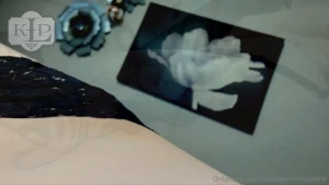 8 5 mins a sneaky tiny peasant decided to explore while i was resting