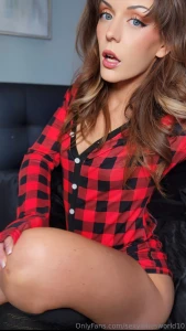 Wanna make my christmas wish come true part 1