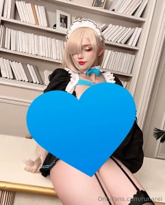 So you wonder what s there under the skirt take this 3