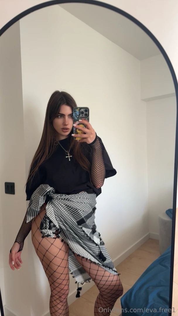 You re lucky i put anything on at all 