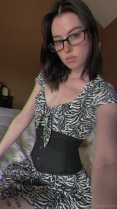 Dress coded amp sent to the boss s office slutty office siren flashes