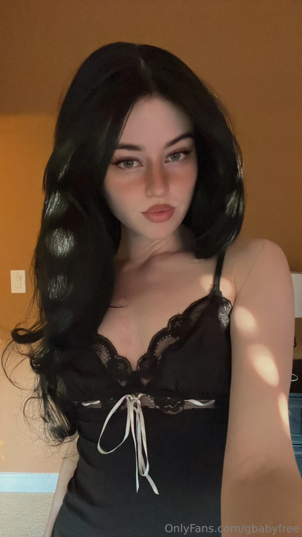 Fingering myself video clip i moved my thong over so you could see me 