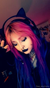 Cum unlock the next post if you like what you see part 1