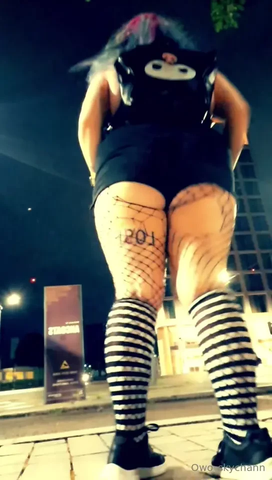 Enjoy me bouncing about part 1 