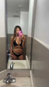 Feeling sexy and hungry support my dinner daddy part 1