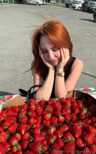 Omg i wanna drown in these berries so sweet just like your message