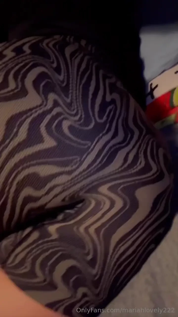 A little jiggle for you part 1 