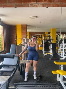 Which draws more attention my discipline or these leggings