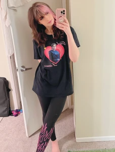 Girl dinnerrr c part 1