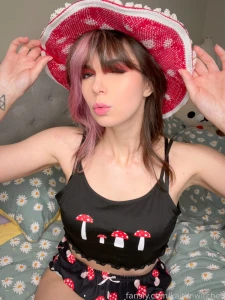 There s not mush-room in here get it sorry description last mushroom