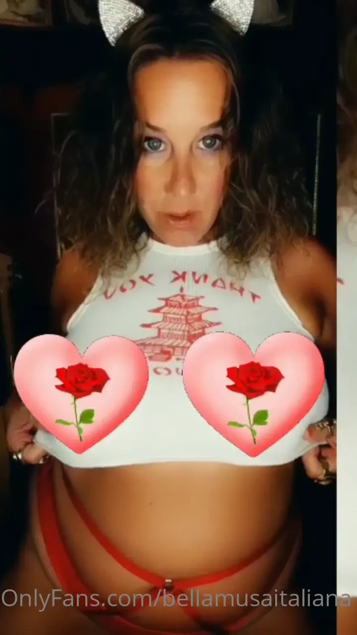 To see my perfect breasts in all their glory subscribe to my part 1 