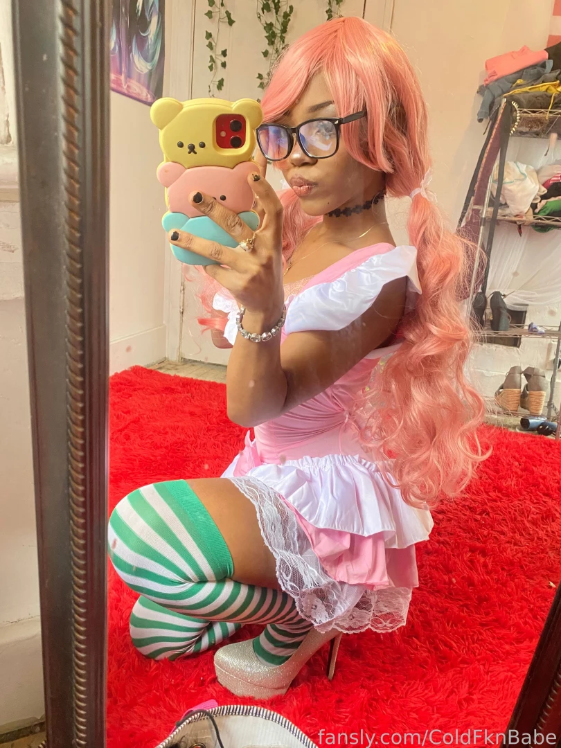 Cat nudey pics for this set coming later 3 no pun intended 