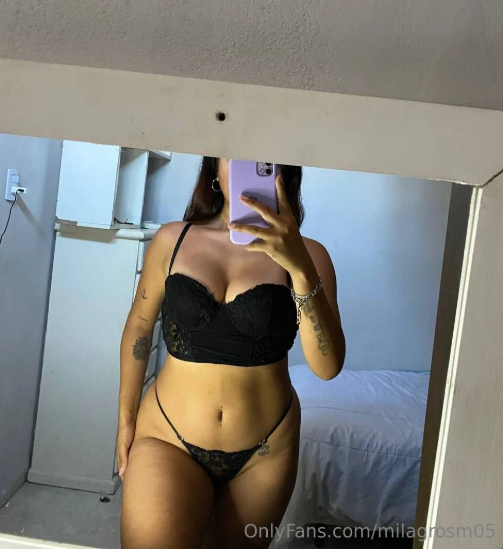 Sauco uita bienvenido a mi mundo v deos y fotos calientes desnudos 