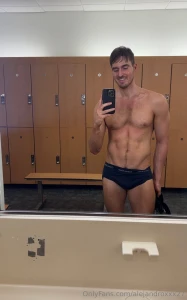 How s everyone s summer going saying hi to y all been traveling a lot part 2