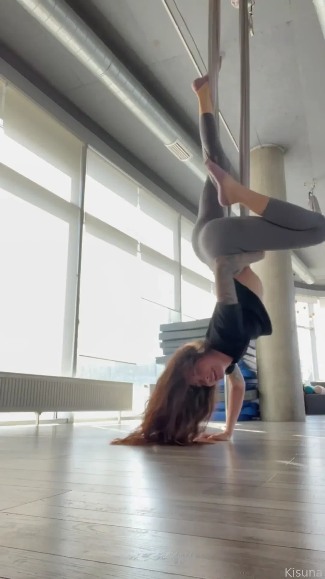 I like these clips i really need to make more time to workout gym 