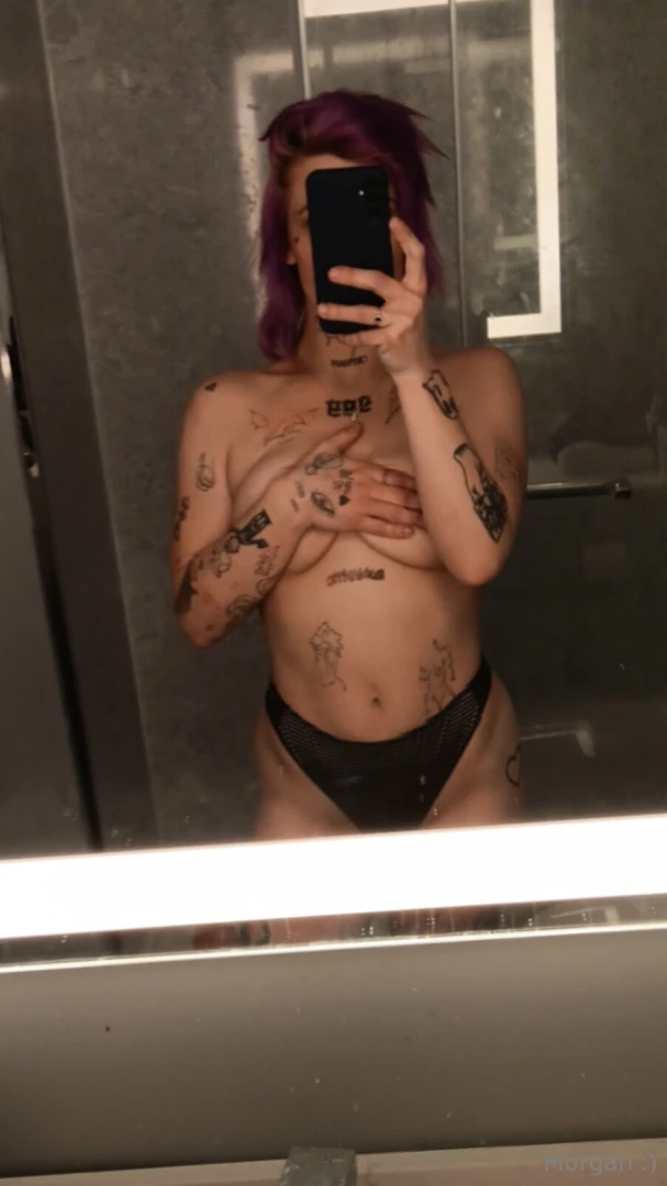 I forgot i m kinda like hot 