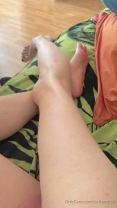 Buon weekend dai miei piedini le mie gambe e penso non ci sia bisogno