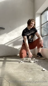 Stairwell smash and a sneaky flash