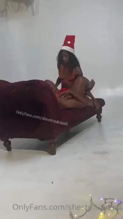 It s christmas amp it s only right that madamekinkykay filled me with 