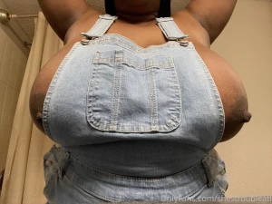 It s gonna be a hot day today dress accordingly