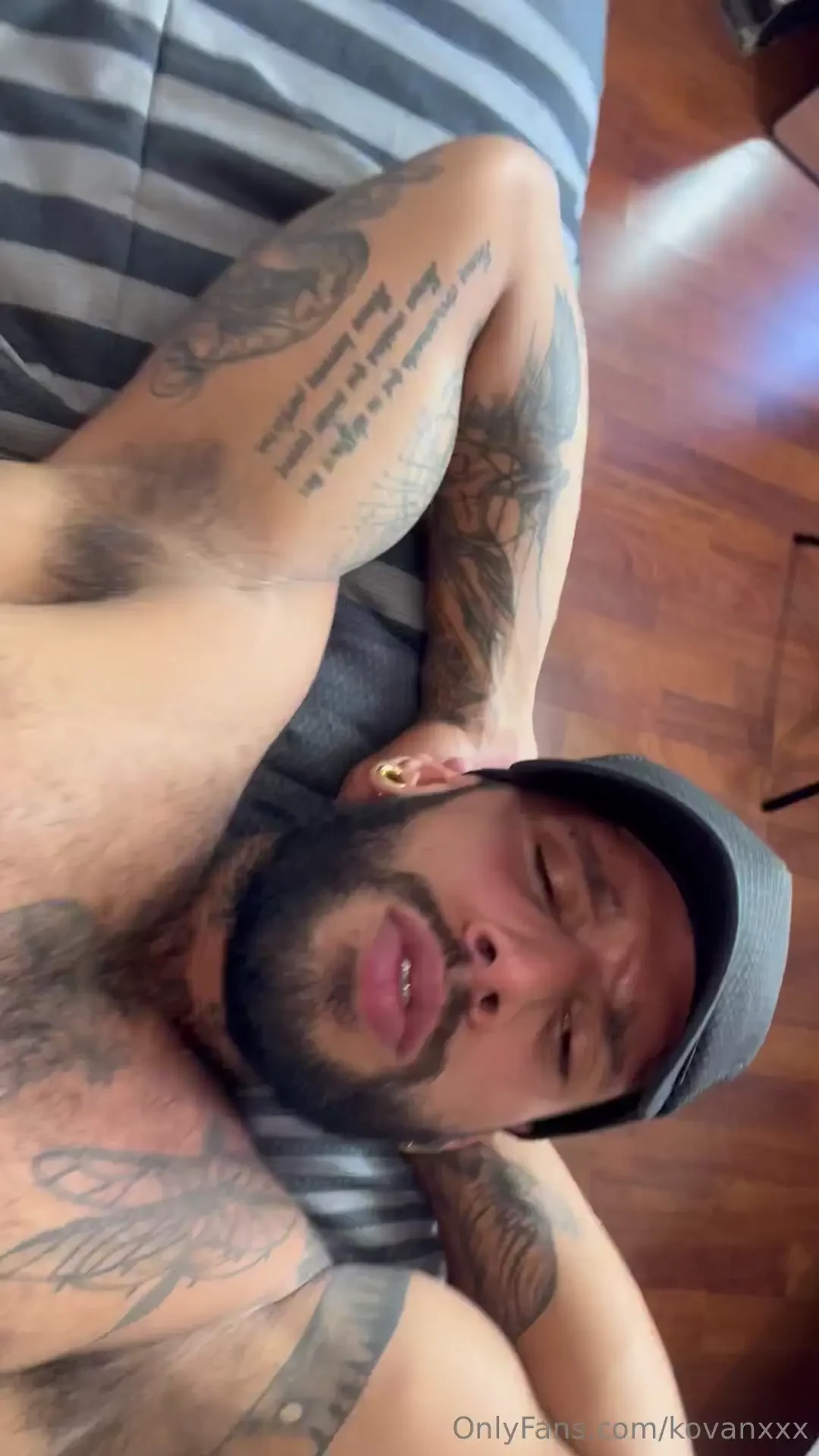 Algunos cortos de otra visita de mi amigo littlex43 part 8 