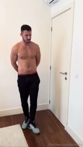 On my way home i felt the urge to use a bathroom but i forgot the keys