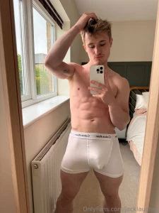 Make sure to swipe to the little snippet at the end part 1