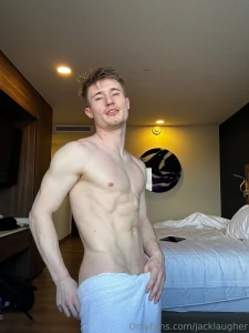 Hello to everyone from mexico insane lighting here first off secondly part 1